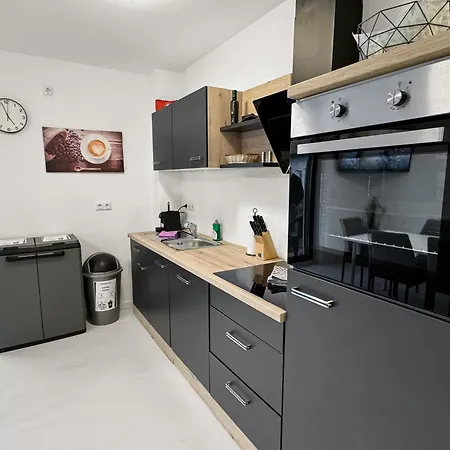 Apartment Feworld - 2 - Near Train Station - Free Parking Freilassing