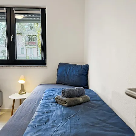 Feworld - 2 - Near Train Station - Free Parking Apartment Freilassing