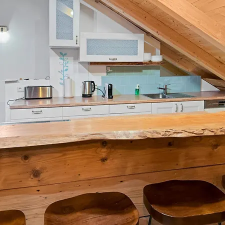 Feworld - 2 - Near Train Station - Free Parking Apartment Freilassing