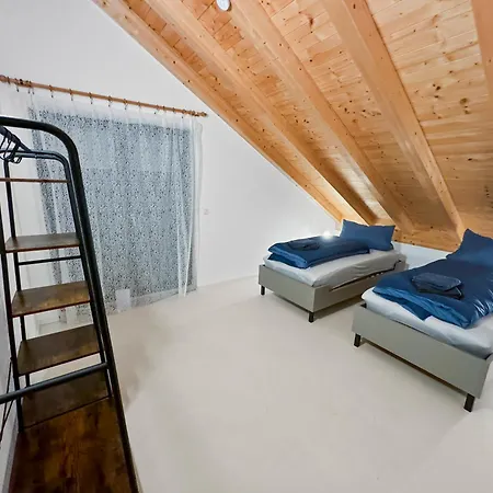 Apartment Feworld - 2 - Near Train Station - Free Parking *