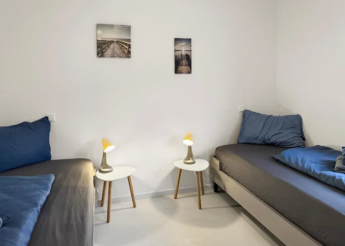 Feworld - 2 - Near Train Station - Free Parking דירה *